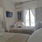 Cocos Villa *