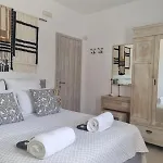 Cocos Villa