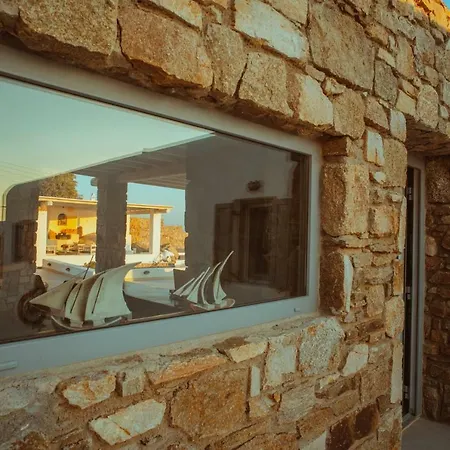 Cocos Villa Super Paradise Beach (Mykonos)